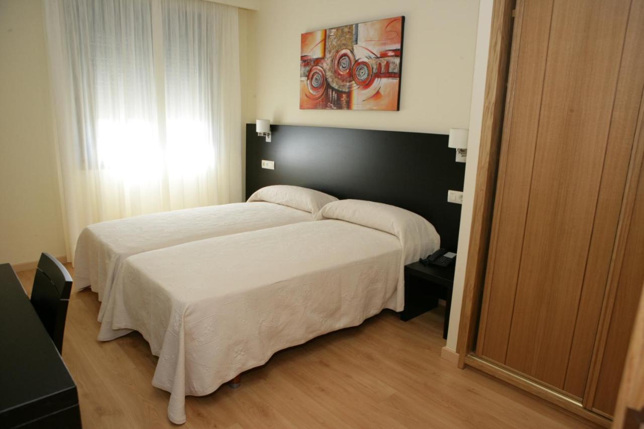 Hotel Bruma II A Gudina Luaran gambar